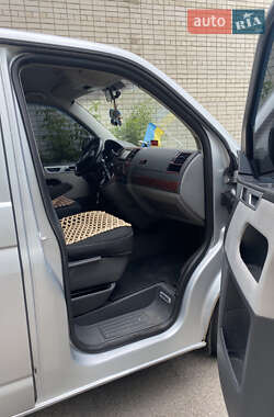 Минивэн Volkswagen Multivan 2006 в 