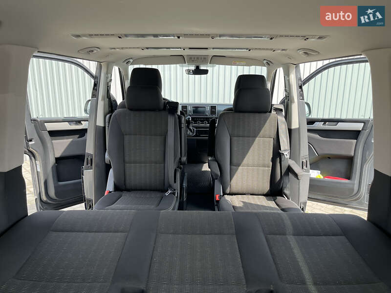 Минивэн Volkswagen Multivan 2018 в Мукачево