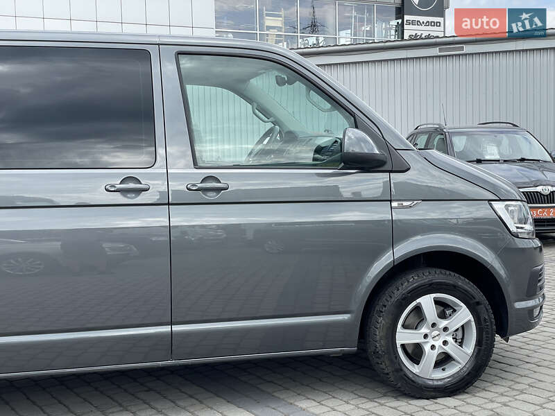 Минивэн Volkswagen Multivan 2018 в Мукачево