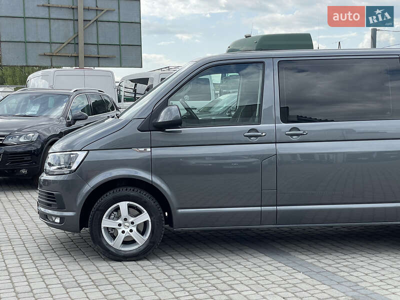 Минивэн Volkswagen Multivan 2018 в Мукачево