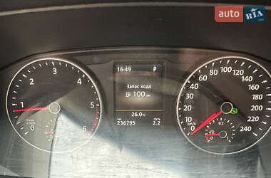Минивэн Volkswagen Multivan 2017 в 