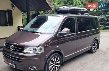 Минивэн Volkswagen Multivan 2012 в 