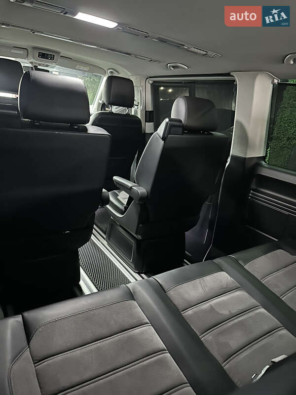 Минивэн Volkswagen Multivan 2021 в Одессе