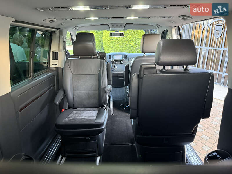 Мінівен Volkswagen Multivan 2014 в Одесі