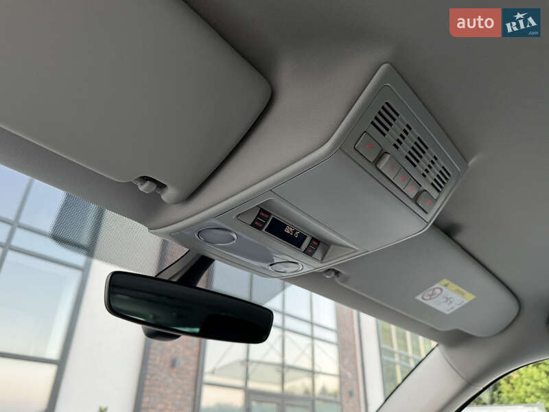 Минивэн Volkswagen Multivan 2019 в Тернополе