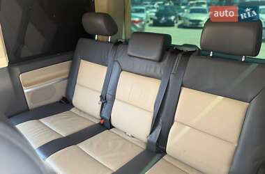 Минивэн Volkswagen Multivan 2012 в 