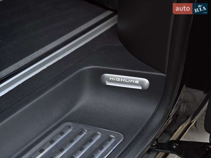 Минивэн Volkswagen Multivan 2020 в Ровно