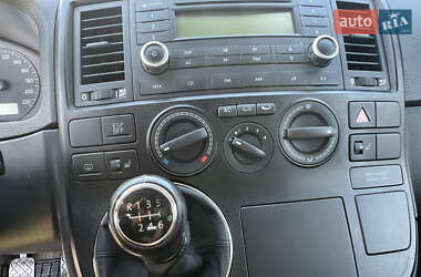 Минивэн Volkswagen Multivan 2007 в 