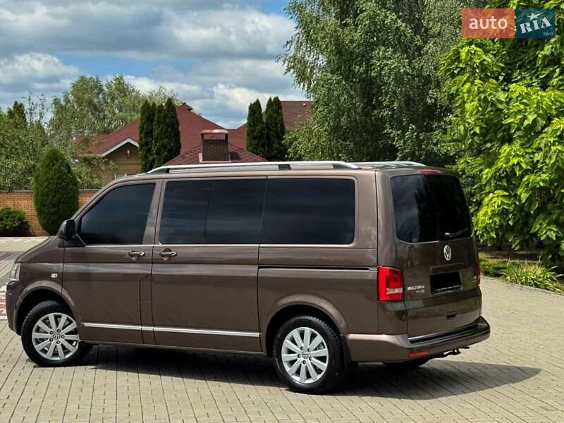 Мінівен Volkswagen Multivan 2014 в Дніпрі