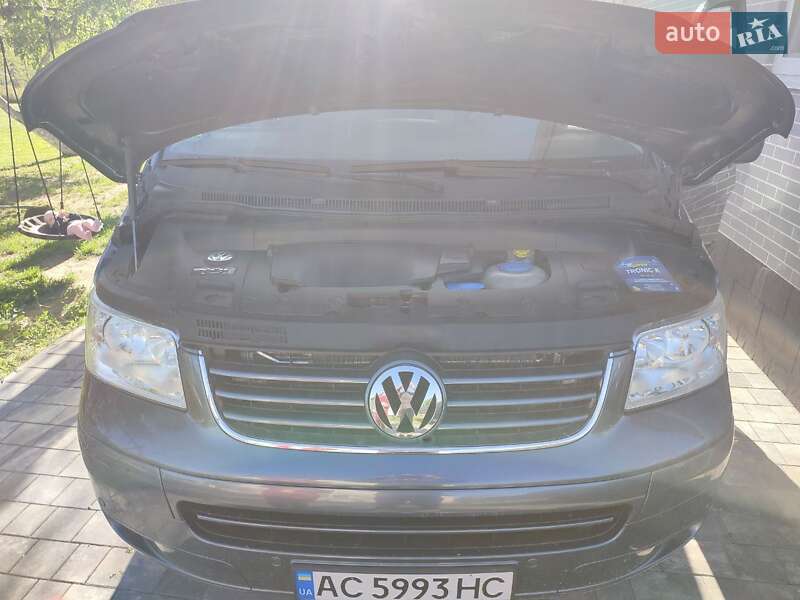 Минивэн Volkswagen Multivan 2004 в Камне-Каширском