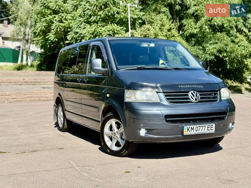 Мінівен Volkswagen Multivan 2008 в 