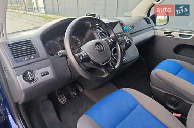 Минивэн Volkswagen Multivan 2005 в 