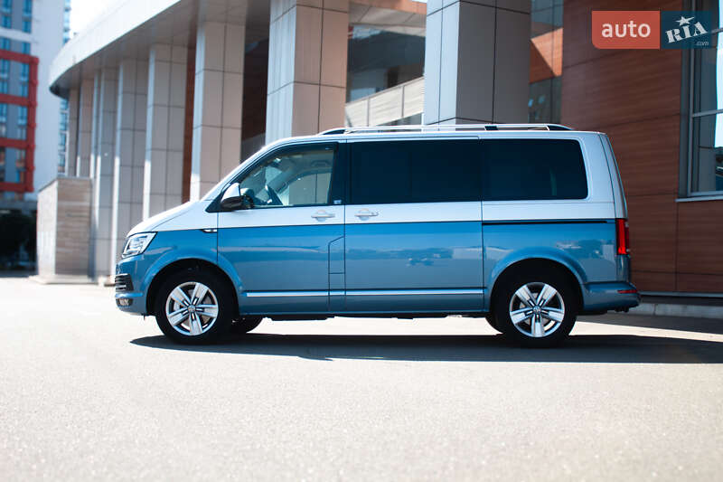 Мінівен Volkswagen Multivan 2017 в Києві
