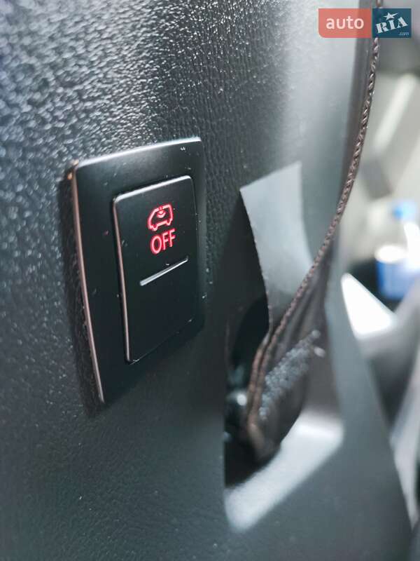 Минивэн Volkswagen Multivan 2019 в Черновцах