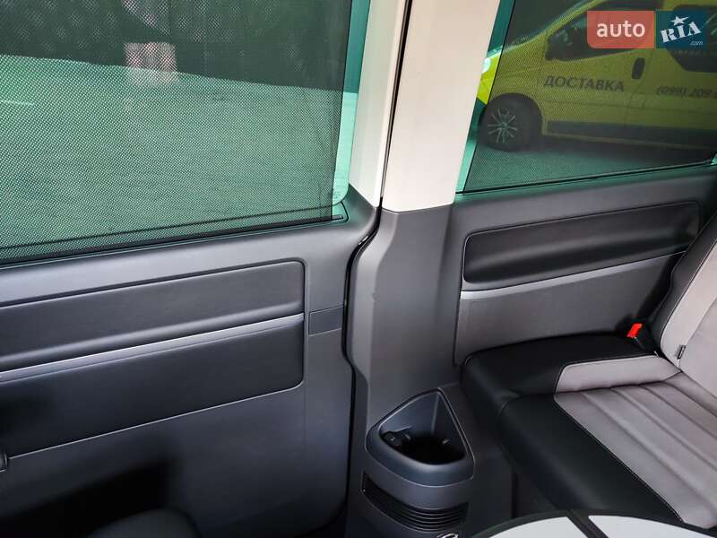 Минивэн Volkswagen Multivan 2019 в Черновцах