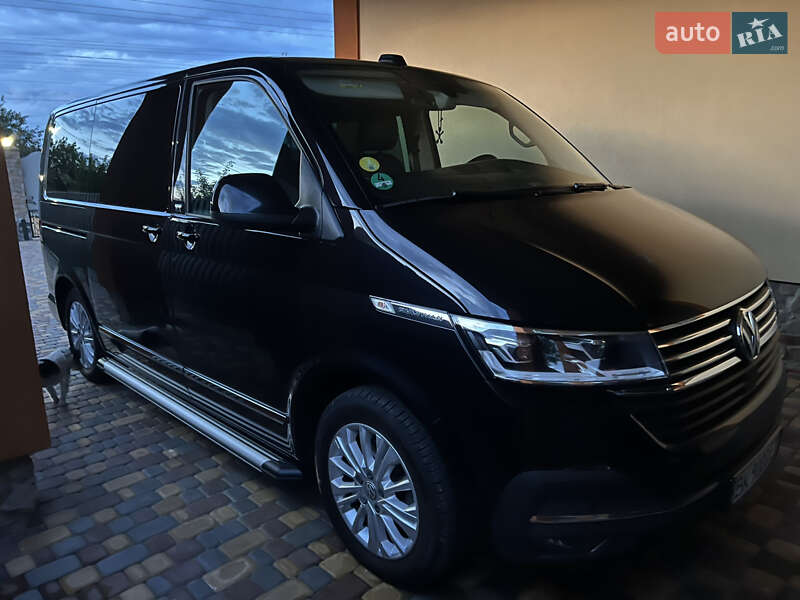 Минивэн Volkswagen Multivan 2021 в Костополе