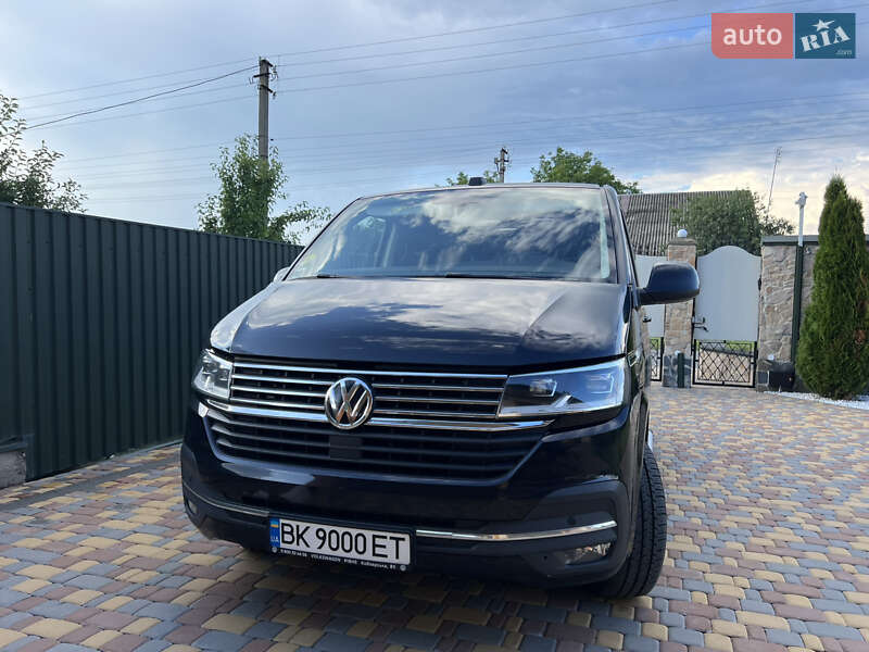 Минивэн Volkswagen Multivan 2021 в Костополе