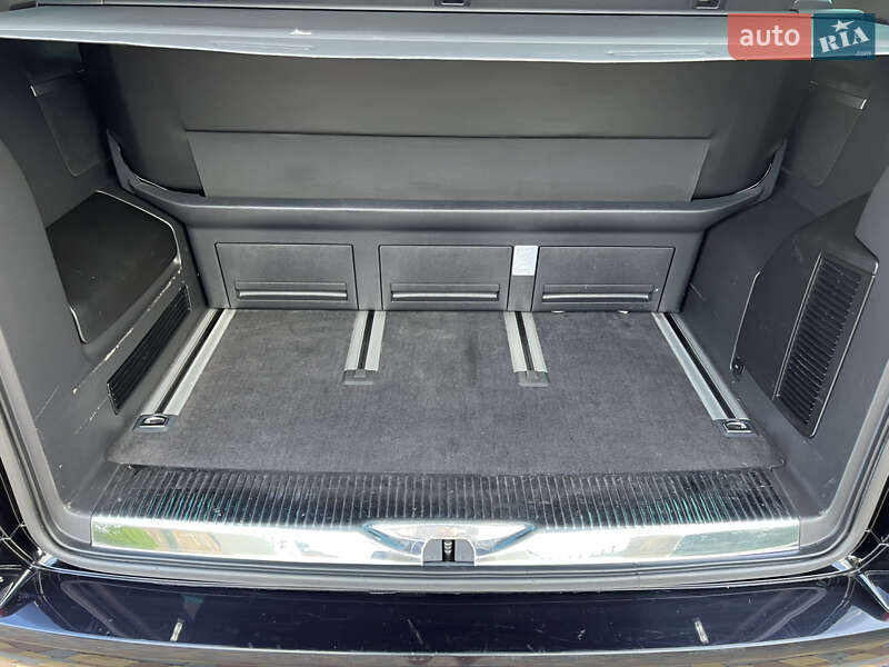 Минивэн Volkswagen Multivan 2021 в Костополе
