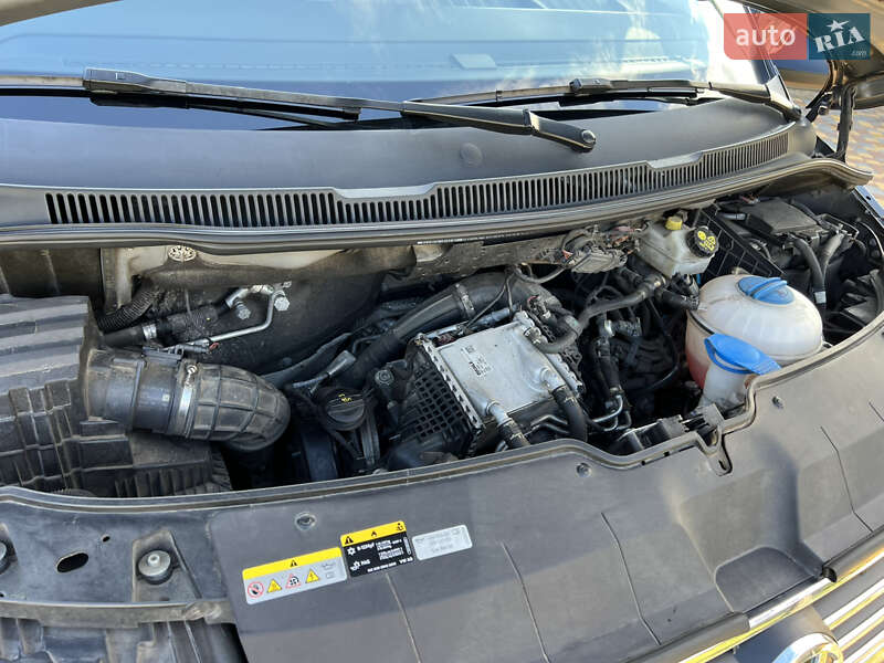 Минивэн Volkswagen Multivan 2021 в Костополе