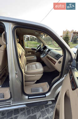 Минивэн Volkswagen Multivan 2006 в 