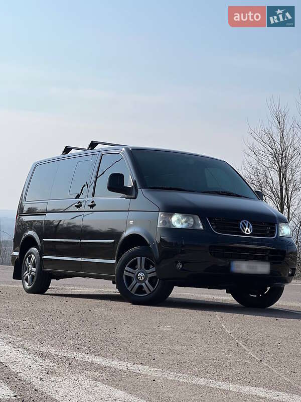 Минивэн Volkswagen Multivan 2008 в 