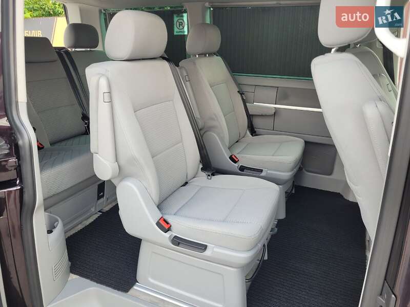Мінівен Volkswagen Multivan 2014 в Луцьку