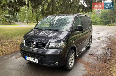 Минивэн Volkswagen Multivan 2009 в Христиновке