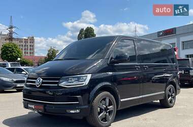 Минивэн Volkswagen Multivan 2019 в 
