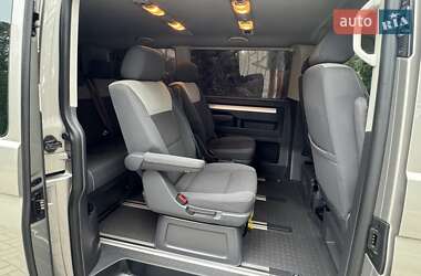 Мінівен Volkswagen Multivan 2013 в 