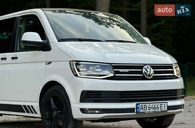 Минивэн Volkswagen Multivan 2011 в 