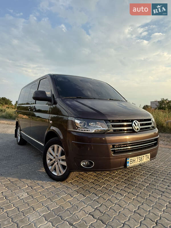 Volkswagen Multivan 2015