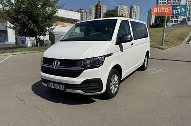 Мінівен Volkswagen Multivan 2020 в 