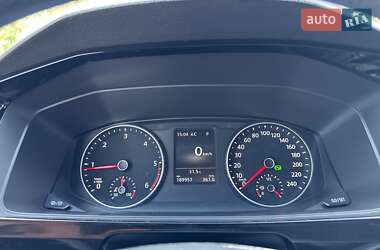 Мінівен Volkswagen Multivan 2016 в 