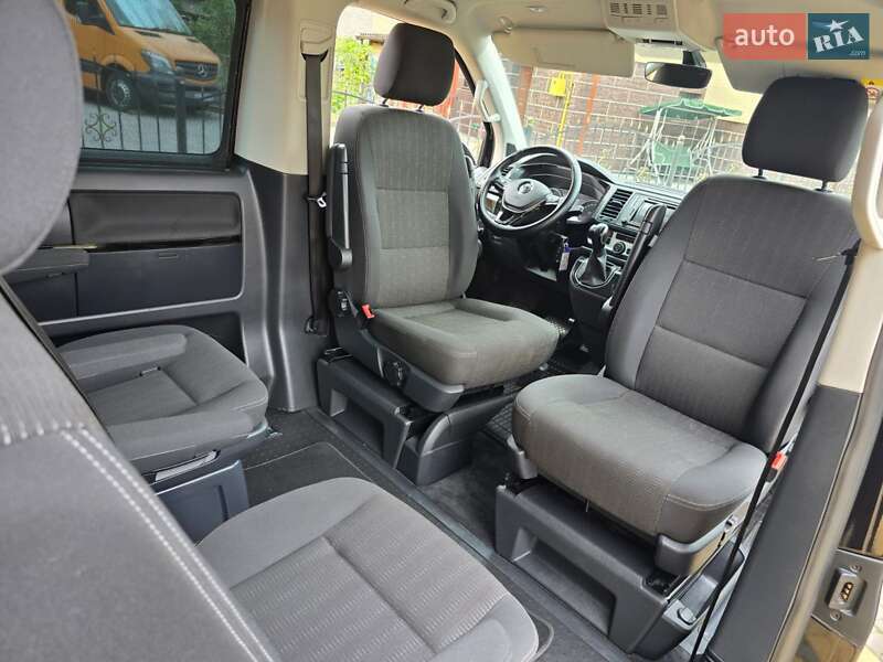 Минивэн Volkswagen Multivan 2016 в Ковеле