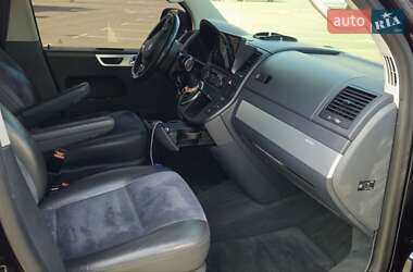 Минивэн Volkswagen Multivan 2013 в 
