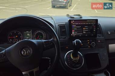 Минивэн Volkswagen Multivan 2013 в 