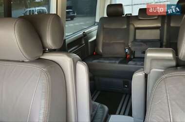 Минивэн Volkswagen Multivan 2013 в 
