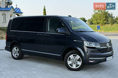 Минивэн Volkswagen Multivan 2020 в 