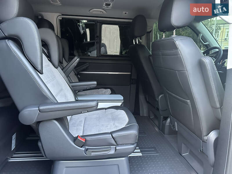 Мінівен Volkswagen Multivan 2024 в Києві