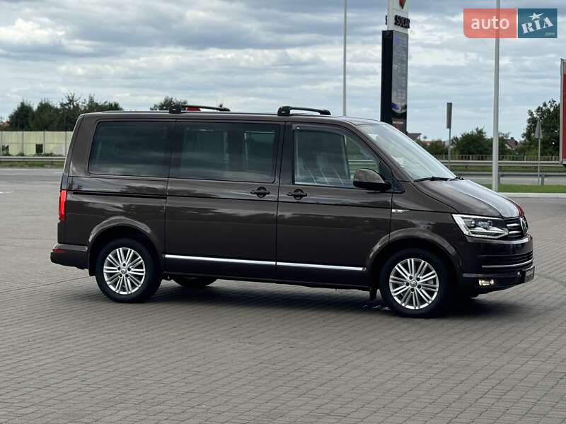 Минивэн Volkswagen Multivan 2016 в Ровно