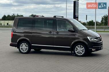 Минивэн Volkswagen Multivan 2016 в 