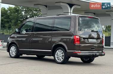 Минивэн Volkswagen Multivan 2016 в 