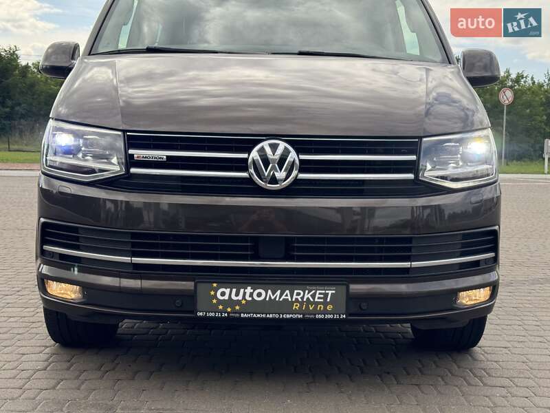 Минивэн Volkswagen Multivan 2016 в Ровно