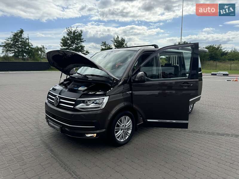 Минивэн Volkswagen Multivan 2016 в Ровно