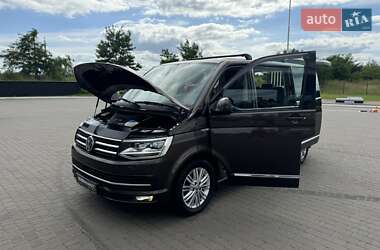Минивэн Volkswagen Multivan 2016 в 