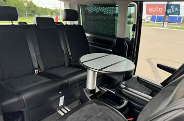 Минивэн Volkswagen Multivan 2016 в 