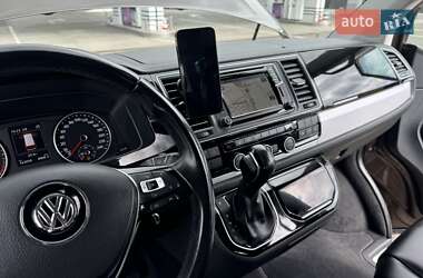 Минивэн Volkswagen Multivan 2016 в 
