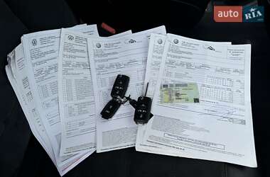 Минивэн Volkswagen Multivan 2016 в 