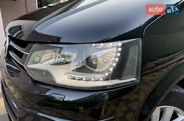 Минивэн Volkswagen Multivan 2015 в 