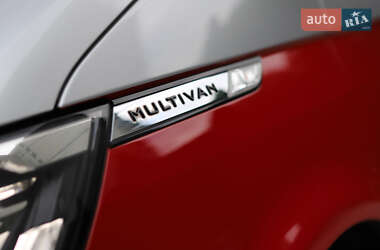 Минивэн Volkswagen Multivan 2020 в 